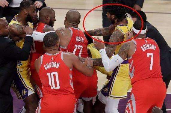  拉齐奥核心伤退，恐缺席关键战役  