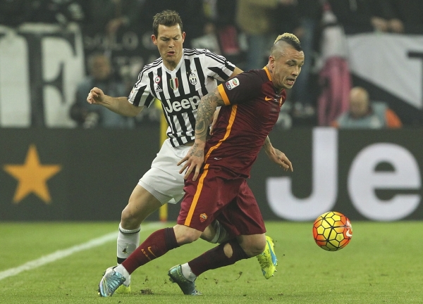  迪巴拉任意球绝平威尼斯，罗马客场惊险取一分  